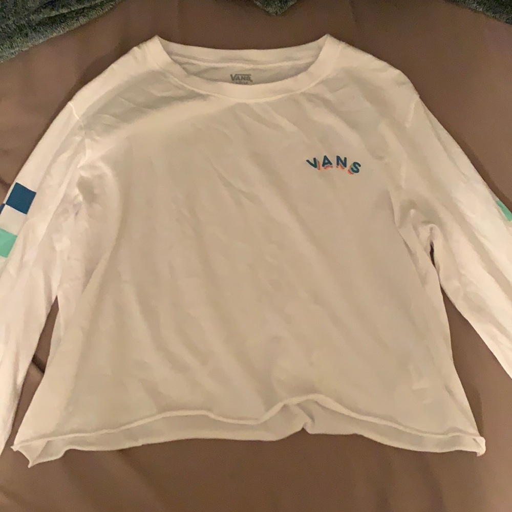 Cropped long sleeve shirt